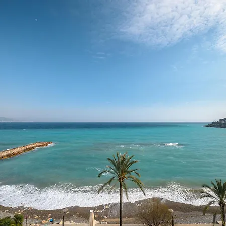 Apartment Rives D'or 2, Beautiful Beachfront Studio, Access, Ac Roquebrune-Cap-Martin