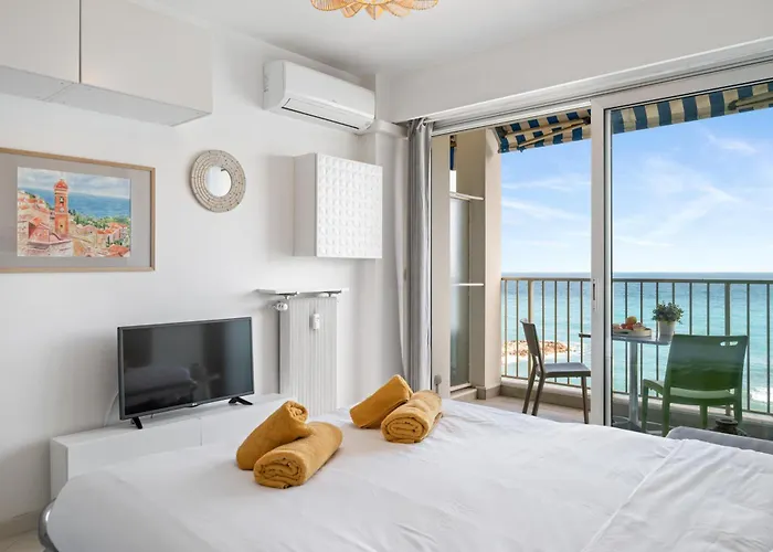 Rives D'or 2, Beautiful Beachfront Studio, Access, Ac