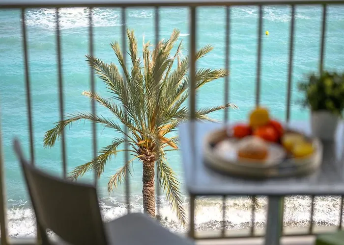 شقة Rives D'or 2, Beautiful Beachfront Studio, Access, Ac